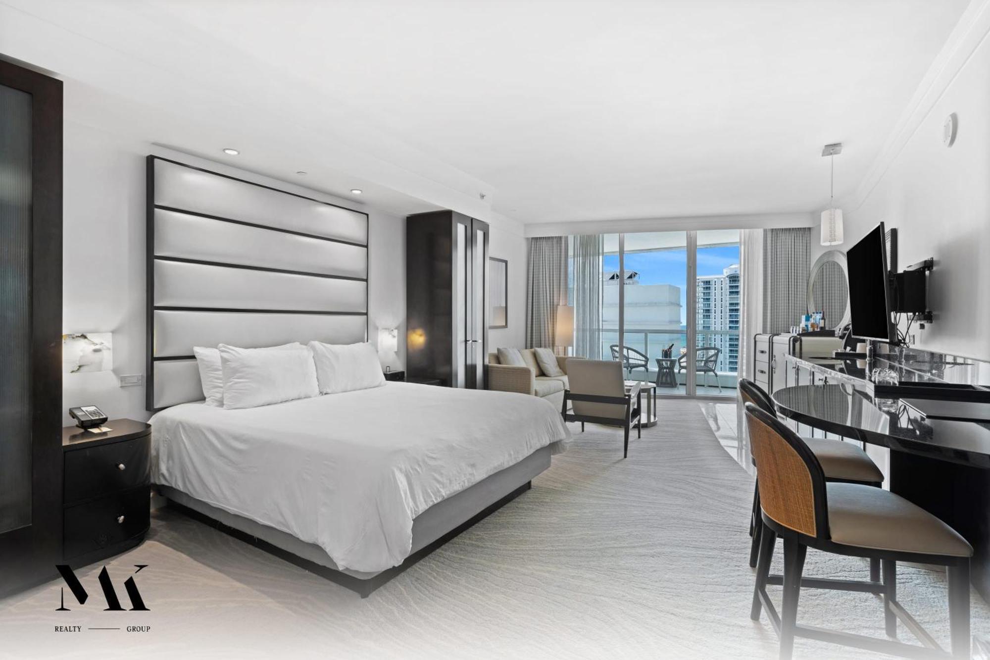 Fontainebleau Resort Balcony W Ocean + Bay View 마이애미 비치 외부 사진